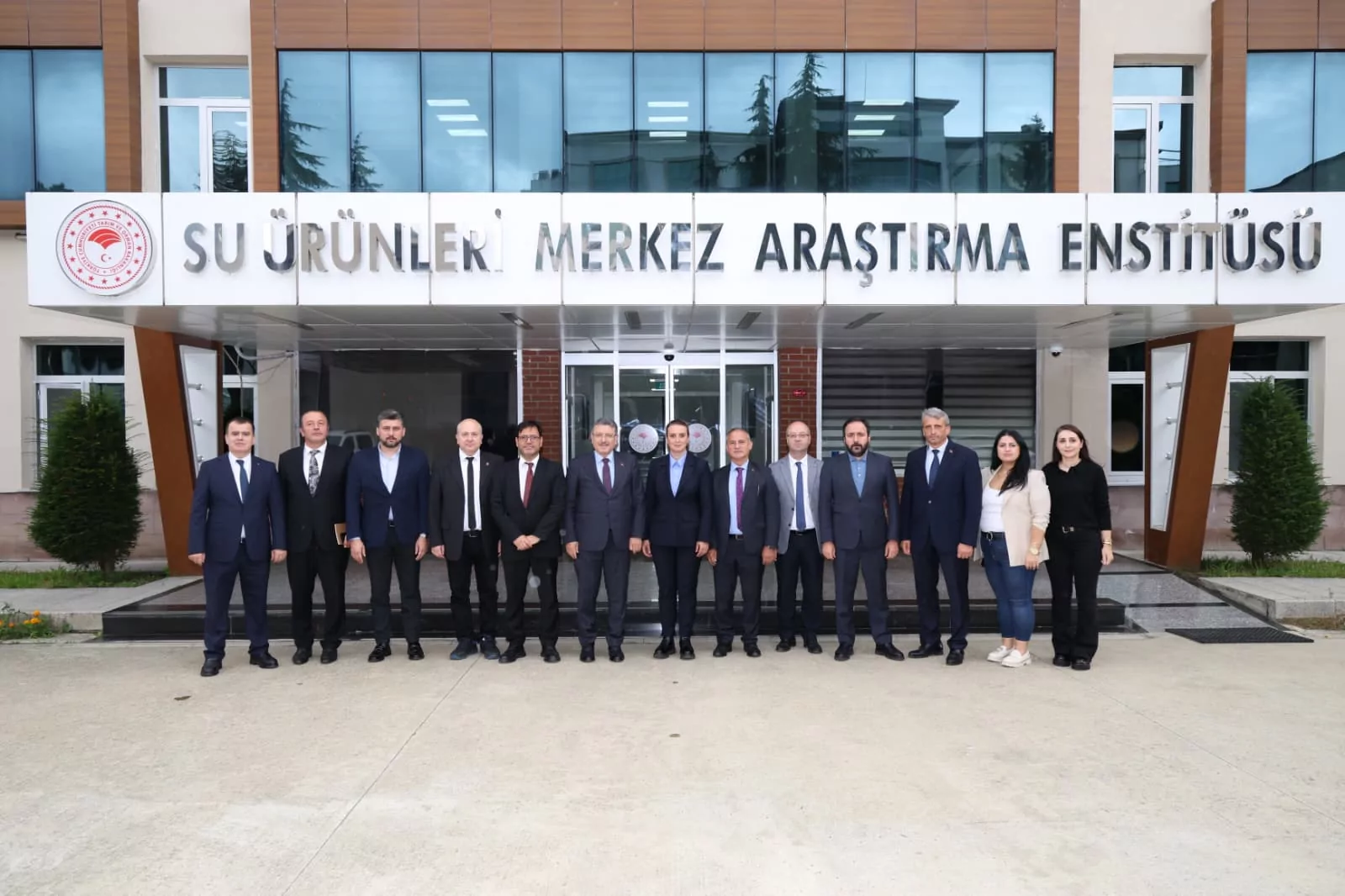 Trabzon’da Başkan Genç’ten Su Ürünleri Araştırma Enstitüsü’ne ziyaret