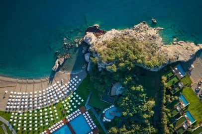 Yabancı dijital konaklama platformlarına yeni düzenleme komisyondan geçti... Yasalaşırsa 1 Ocak 2027'de yürürlüğe girecek