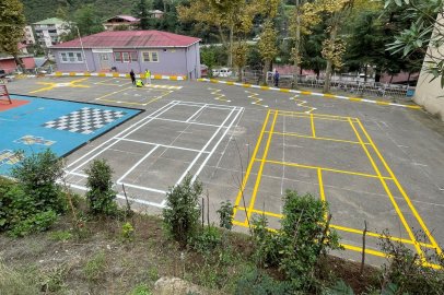 Trabzon'da okul bahçelerine renkli dokunuş