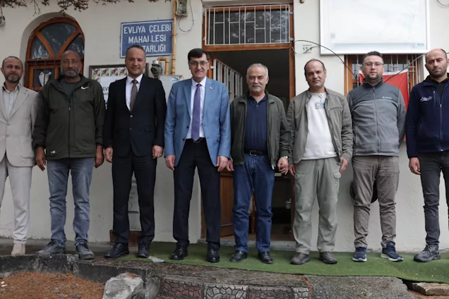 Kütahya'da Başkan Kahveci'den Evliya Çelebi Mahallesi’ne ziyaret