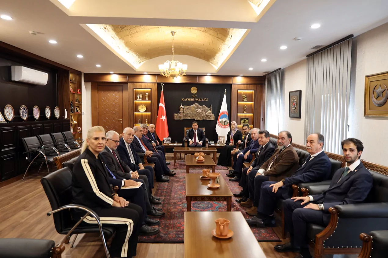 Türk Dünyasının Önemli İsimleri Talas Belediyesinde Kültür ve Edebiyat Buluşması Gerçekleştirdi