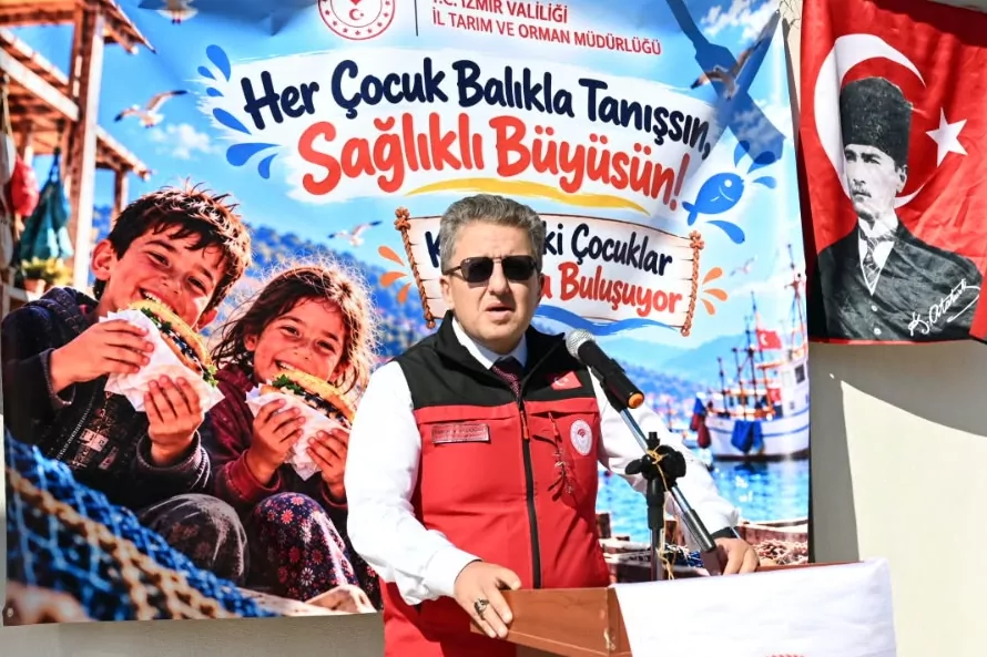 İzmir Menderes’te çocuklar balık ve kitapla buluştu