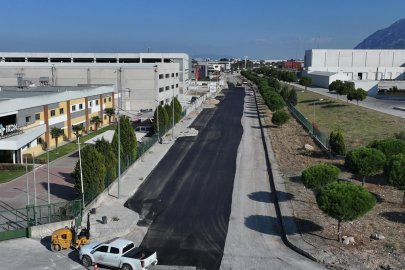 Manisa Büyükşehir'den asfalt çalışmalarına devam