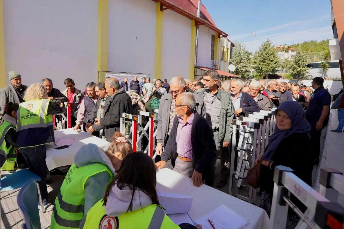Denizli’de 2 bin üreticiye 170 ton yem bitkisi tohumu desteği