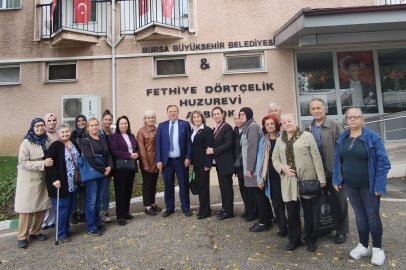 Bursalı emeklilerden huzurevine anlamlı ziyaret