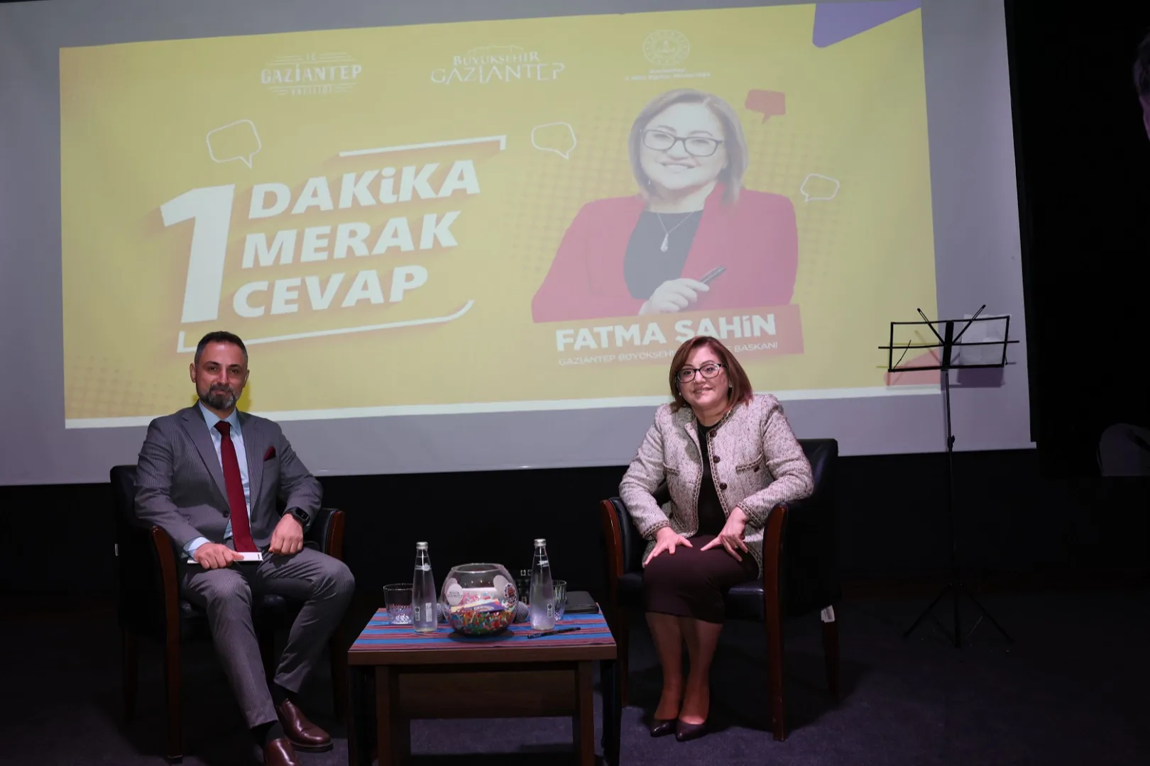 Gaziantep’te bir dakikalık süreyi aşan sürede gençlere gezi sözü