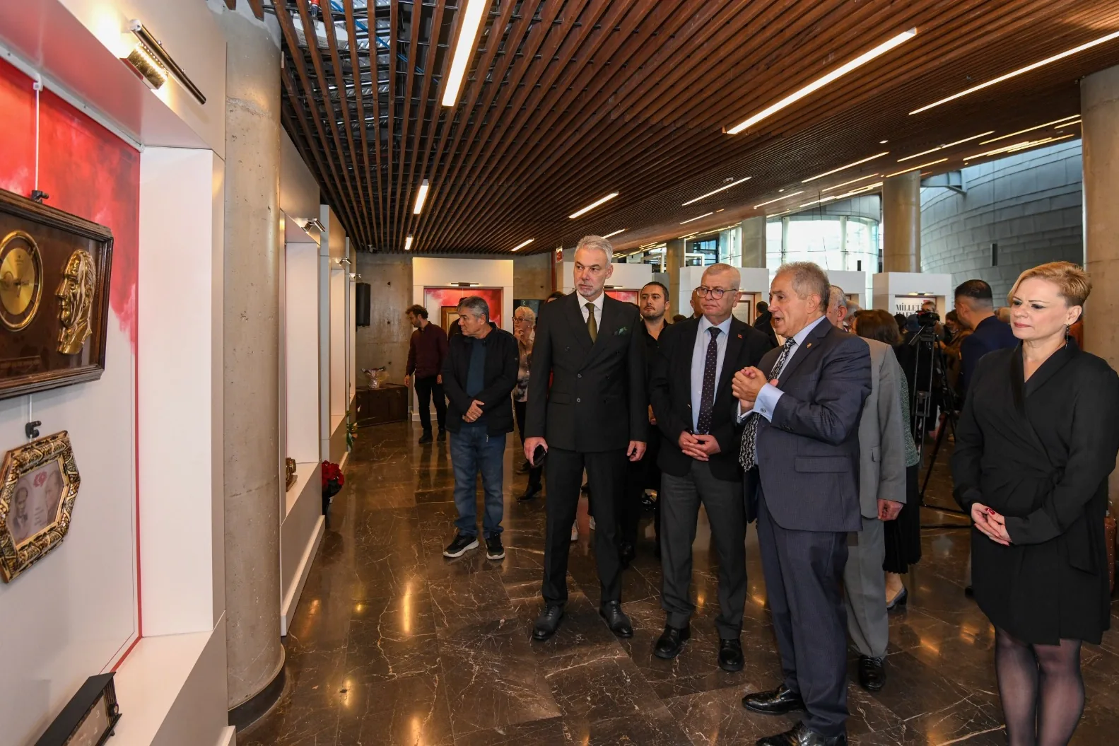 Osmangazi’de Cumhuriyet ve Atatürk sevgisi sergiyle ölümsüzleşti
