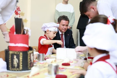 Bursa Osmangazi’de Cumhuriyet coşkusu kreşlere taştı