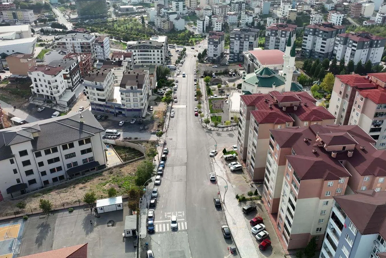 Çayırova Bahriye Üçok Caddesi “prestij cadde” oluyor