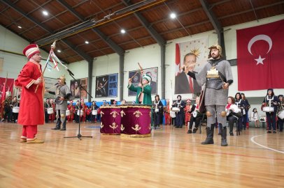 Bursa Yenişehir'de Cumhuriyet'e coşkulu kutlama