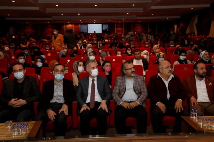 Bursa İnegöl Belediyesi'nde aile semineri düzenlendi