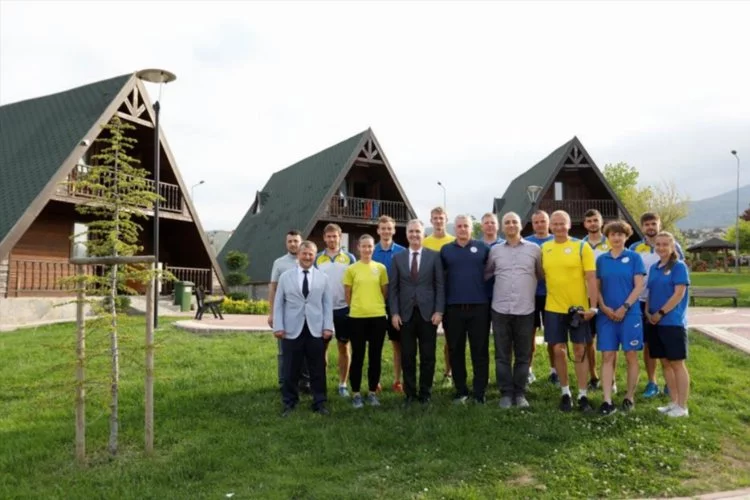 Bursa İnegöl Belediyesi’nin konuğu olan Ukraynalı sporcular Türkiye’den ayrıldı