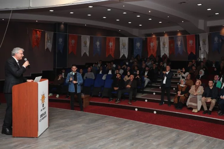 AK Parti Sakarya Erenler'de danıştı