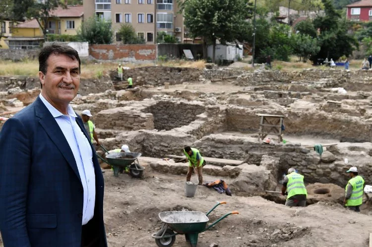Bursa Osmangazi'de 2 bin 400 yıllık tarih