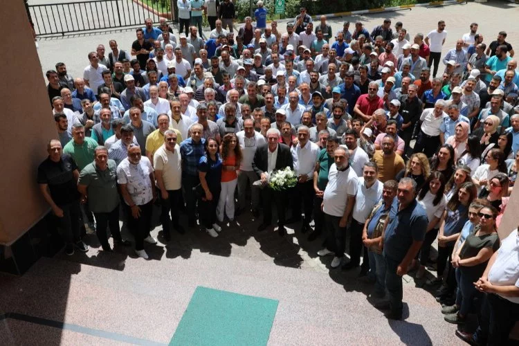 Mardin Artuklu'da Başkan Abdulkadir Tutaşı’dan belediye çalışanlarına promosyon jesti