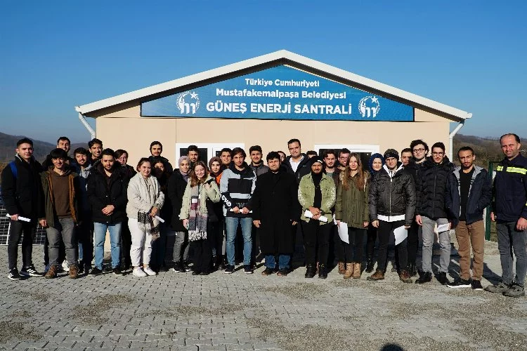 BTÜ öğrencileri Mustafakemalpaşa'da GES'i inceledi