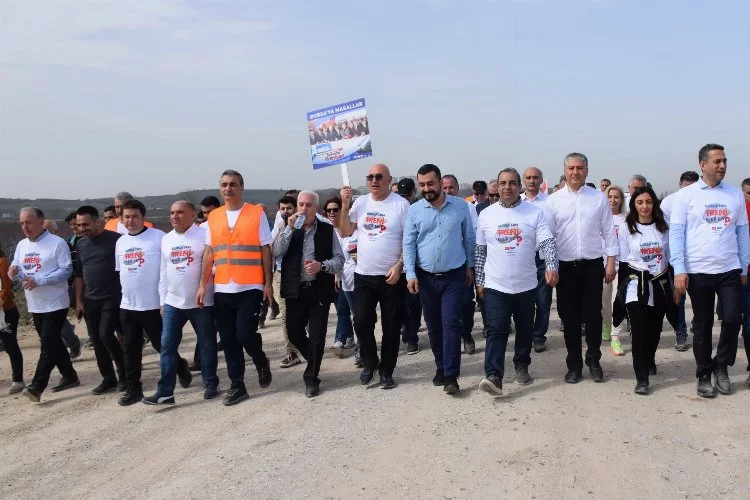 Bursa'da CHP'lilerden Ulaştırma'ya 'hızlı' gönderme