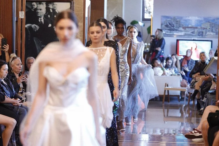 Bursa Fashion WEEK 2022'de muhteşem defile