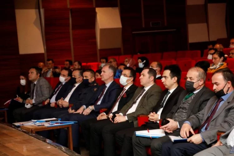 Bursa İnegöl'de 'Bağımlılıkla Mücadele Çalıştayı' yapıldı 