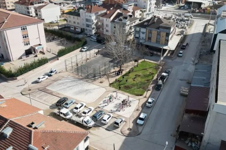 Bursa İnegöl'de eski parklar yenileniyor