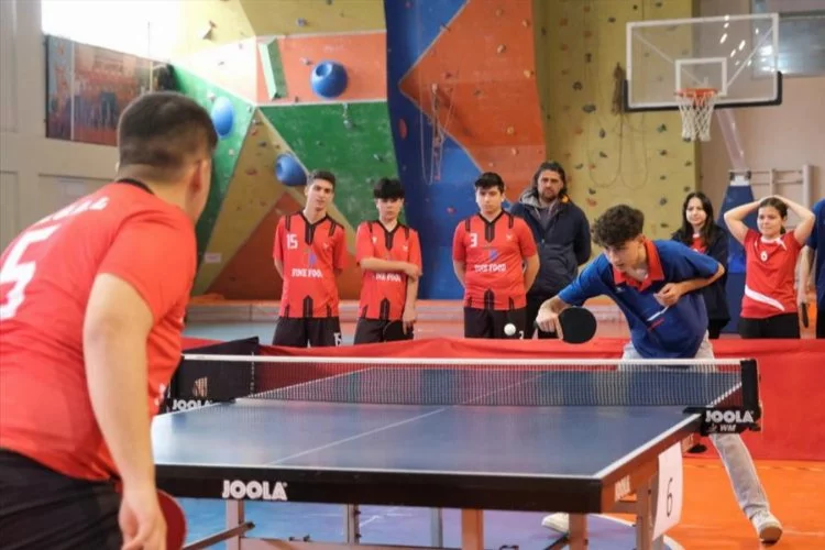 Bursa İnegöl'de masa tenisi müsabakaları sona erdi 