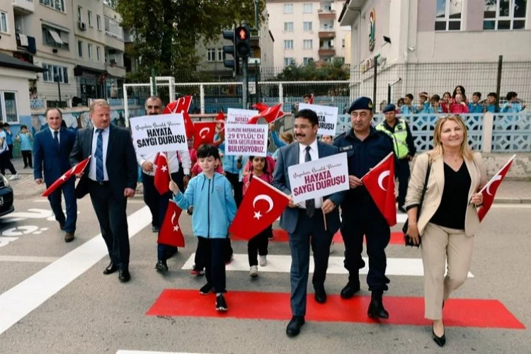 Bursa Mudanya’da 'kırmızı çizgi' farkındalığı