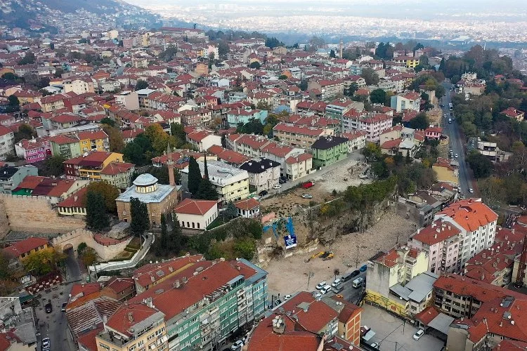 Bursa Osmangazi'de Hisar eski ihtişamına kavuşuyor