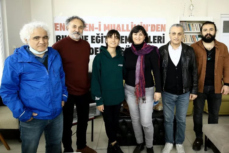 Bursa'da Yenişehir Eğitim Sen'den 'sosyalist' tartışma