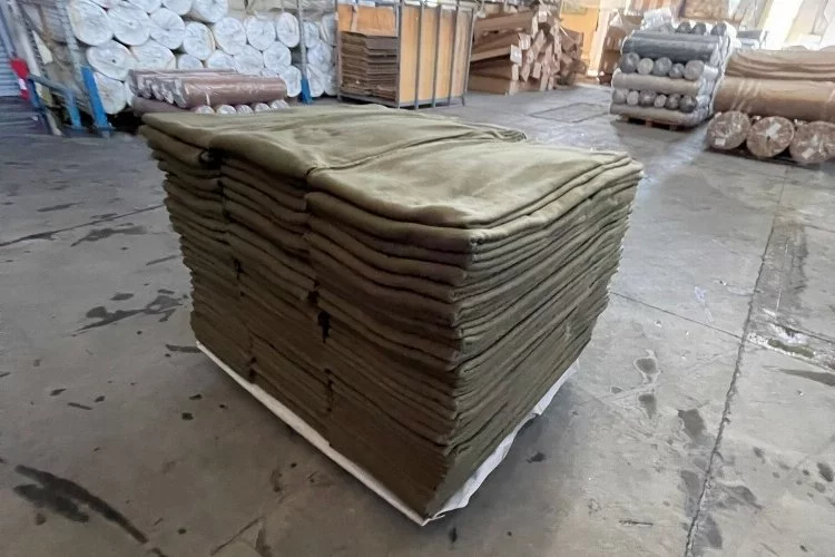 Deprem bölgeleri için uygun battaniye