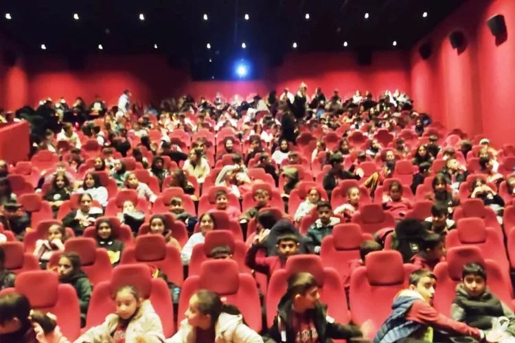 Dilovalı 7 bin öğrenci 'Buğday Tanesi' filmiyle buluşacak
