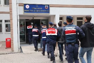 Edirne'de 5 terörist yakalandı