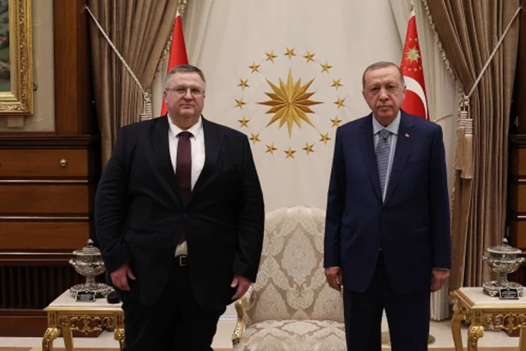 Erdoğan Rusya Başbakanı'nı kabul etti