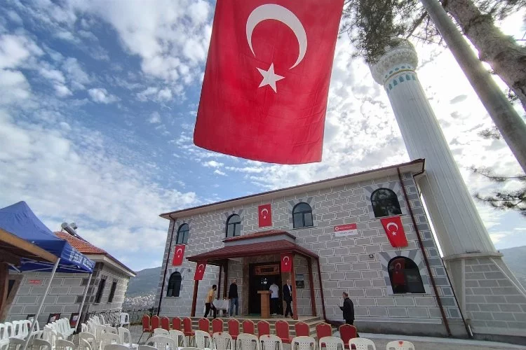 Gölcük'te Panayır Camii ibadete açıldı