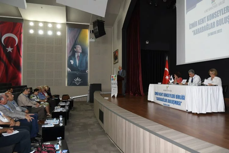 İzmir Kent Konseyleri Karabağlar'da buluştu