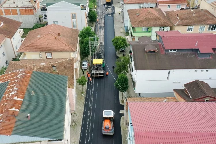 İzmit'te Alikahya Atatürk Mahallesi’ne asfalt seferberliği