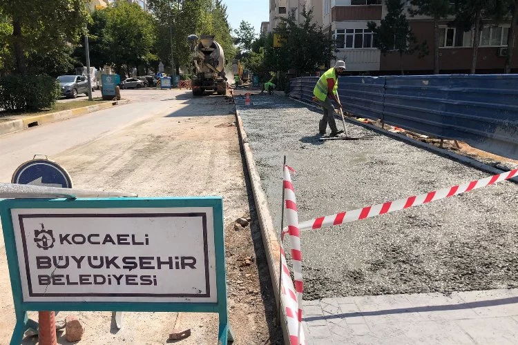 Kocaeli'de Atatürk Bulvarı yenileniyor