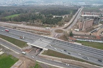 Kocaeli'de stadyum bağlantı yolunda tamamlanan kısımlar trafiğe açıldı