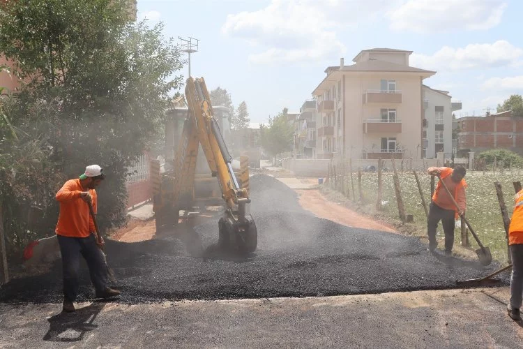 Kocaeli İzmit'te Alikahya'da asfalt çalışmaları