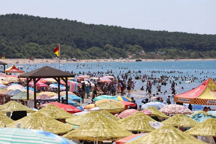 Kocaeli sahillerinde hafta sonu 175 vatandaş KOSKEM'le hayata tutundu
