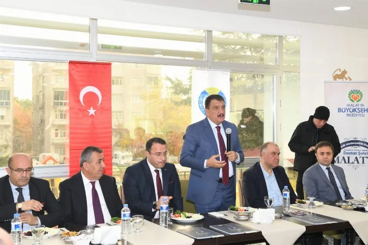 Malatya Büyükşehir, Hizmet-İş Şube temsilcileriyle toplandı
