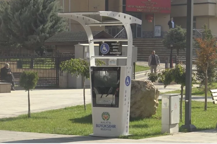 Malatya'da engelli vatandaşlar için 5 yeni şarj istasyonu