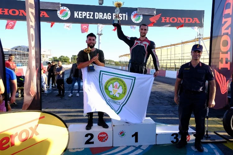 Manisa BBSK’lı Motorcular, Kepez’de Şampiyon Oldu