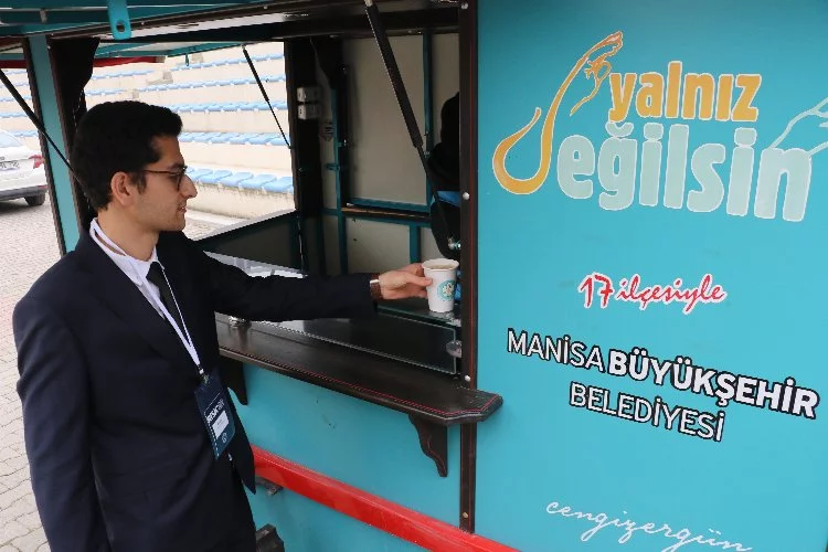 Manisa Büyükşehir'den RISK'22 Sempozyumunda çorba ikramı