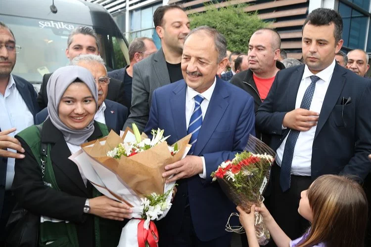 Mehmet Özhaseki'ye memleketinde coşkulu karşılama