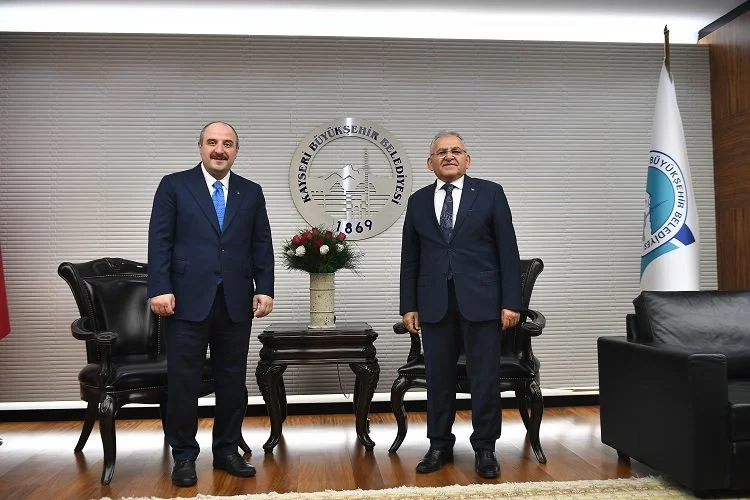 Mustafa Varank'tan Başkan Büyükkılıç'a ziyaret