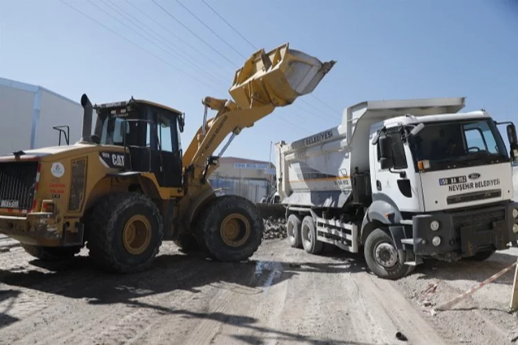 Nevşehir Sanayi Bölgesi'nde asfalt çalışması