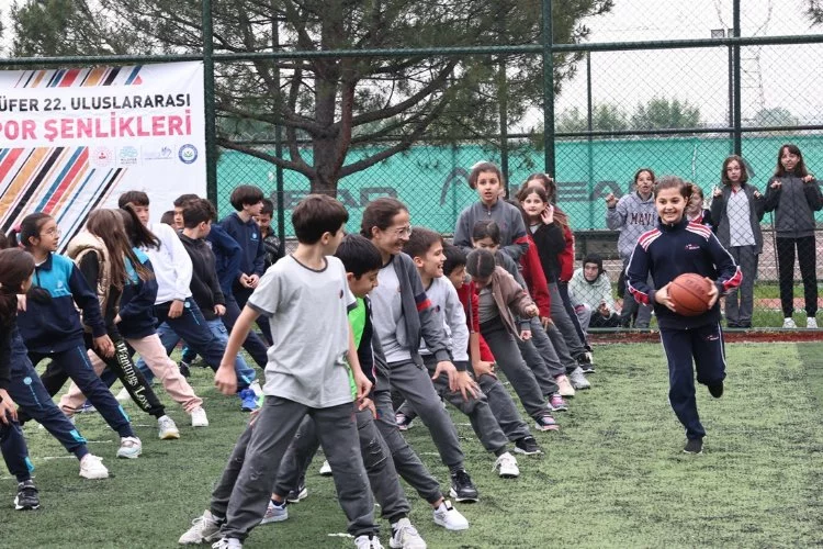 Öğrenciler Nilüfer'de geleneksel oyunlarda buluştu