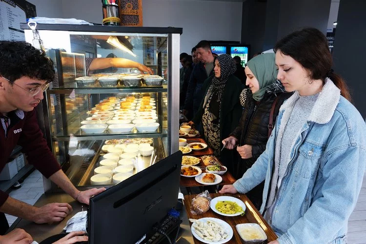 Sakarya'da Kampüs Öğrenci Lokantası'na yoğun ilgi