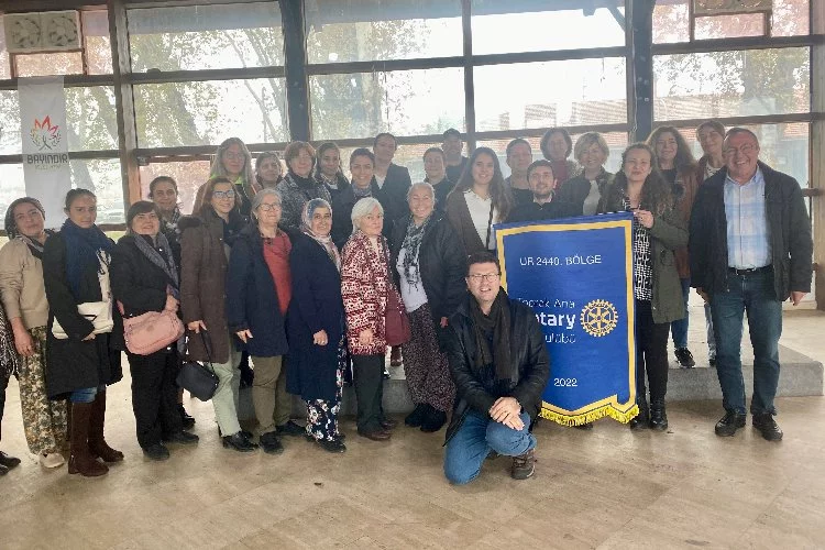 Toprak Ana Rotary Kulübü'nden İzmir Bayındır'da üretici eğitimi