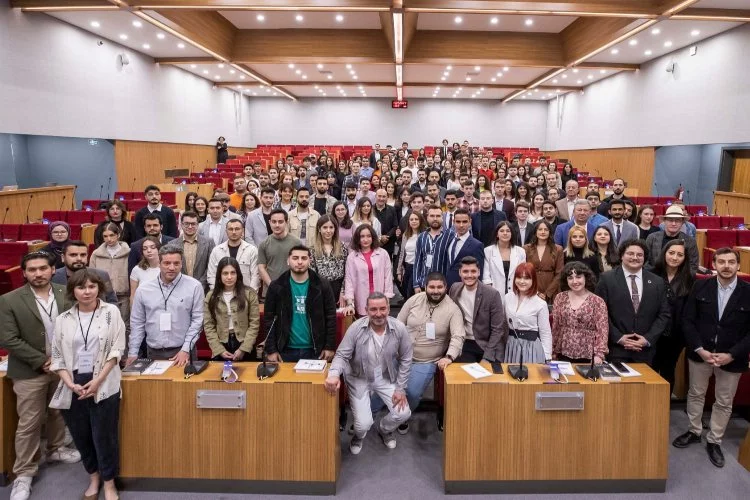 Türkiye'nin ilk gençlik meclisi